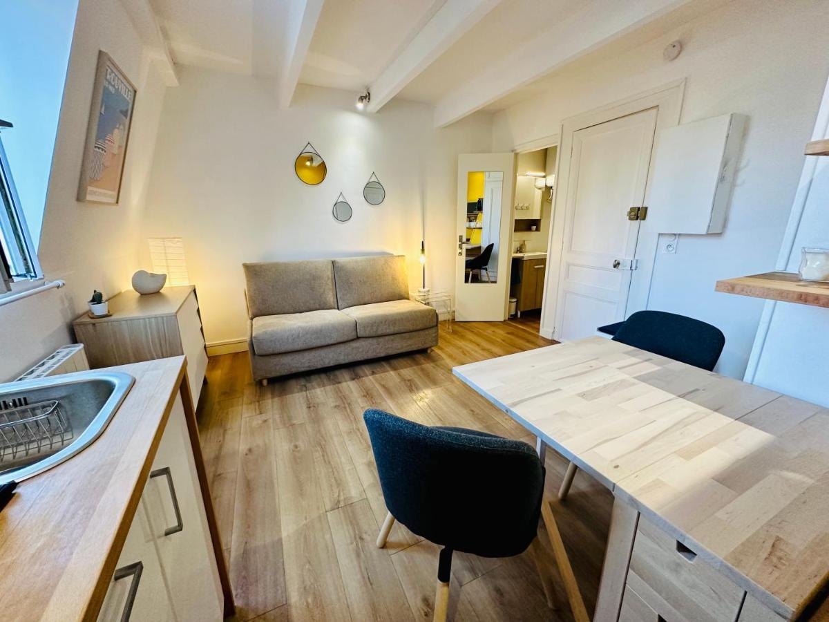 Studio Hissez Haut - Idealement Place, Plage, Restaurants, Commerces トルヴィル＝シュル＝メール エクステリア 写真